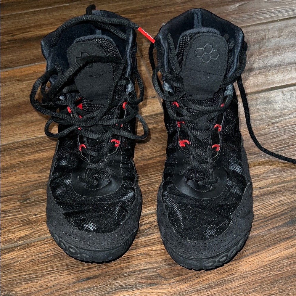 Rudis Black and Red High-Top Wrestling Shoes